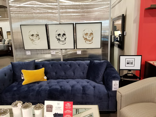 Furniture Store «Value City Furniture», reviews and photos, 945 E Lewis and Clark Pkwy, Clarksville, IN 47129, USA