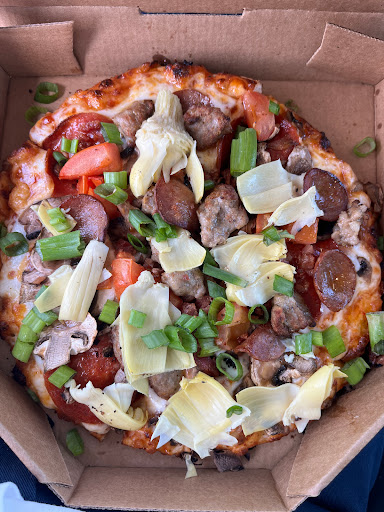 Pizza Restaurant «Round Table Pizza», reviews and photos, 1175 Baker St, Costa Mesa, CA 92626, USA