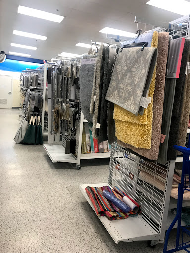 Clothing Store «Ross Dress for Less», reviews and photos, 4043 Riverdale Rd, Riverdale, UT 84405, USA