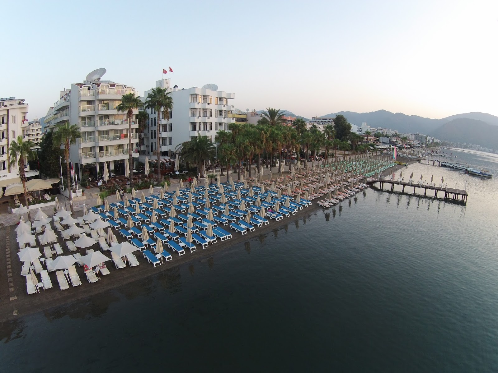 Φωτογραφία του Marmaris Plaji II περιοχή θέρετρου στην παραλία