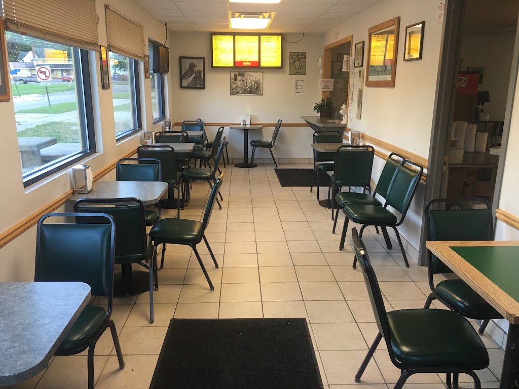 International Dog House 49202