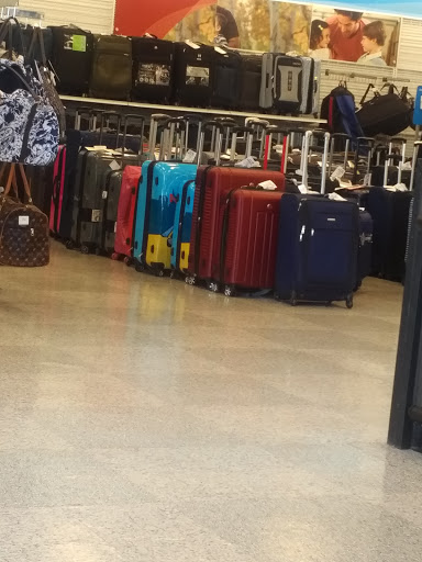 Clothing Store «Ross Dress for Less», reviews and photos, 2745 E Bidwell St, Folsom, CA 95630, USA