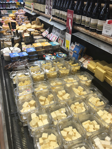 Grocery Store «Whole Foods Market», reviews and photos, 1050 Gayley Ave, Los Angeles, CA 90024, USA