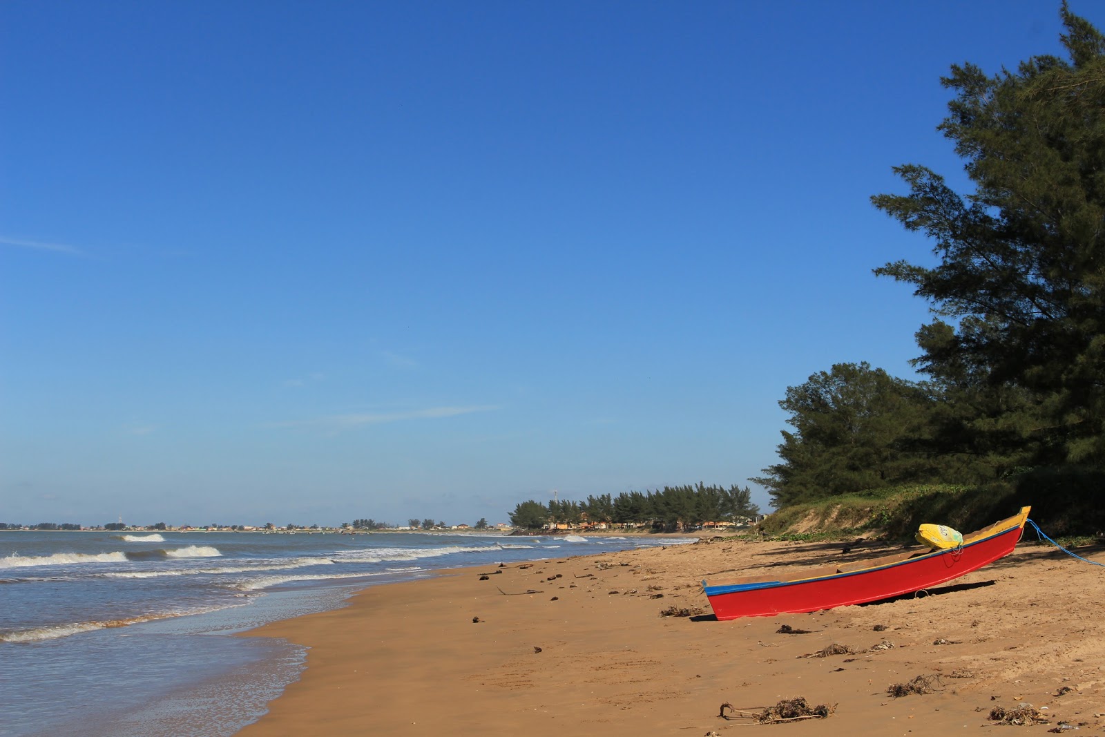 Photo of Guaxindiba Beach amenities area