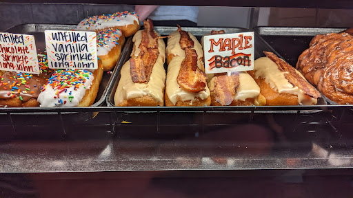 Donut Shop «YoYo Donuts * Coffee * Ice Cream», reviews and photos, 5757 Sanibel Dr, Minnetonka, MN 55343, USA