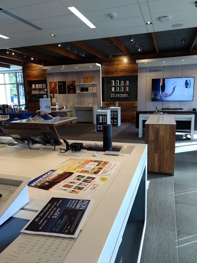 Cell Phone Store «AT&T», reviews and photos, 34 Shelter Cove Ln #160, Hilton Head Island, SC 29928, USA