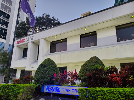 Real Estate Agency «RE/MAX Town Centre», reviews and photos, 330 E Central Blvd, Orlando, FL 32801, USA