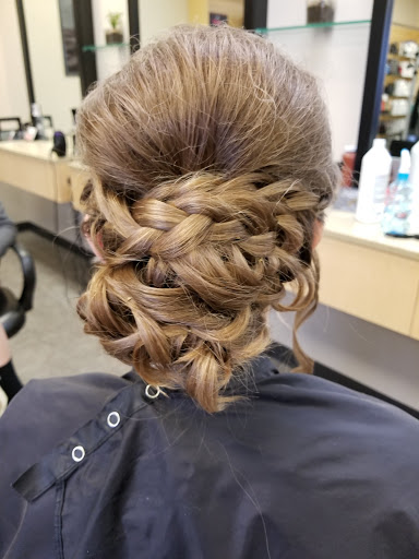 Hair Salon «Famous Hair», reviews and photos, 3230 Cleveland Ave NW, Canton, OH 44709, USA