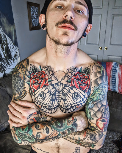 Tattoo Shop «Black Rabbit Tattoo», reviews and photos, 515 8th St SE, Altoona, IA 50009, USA