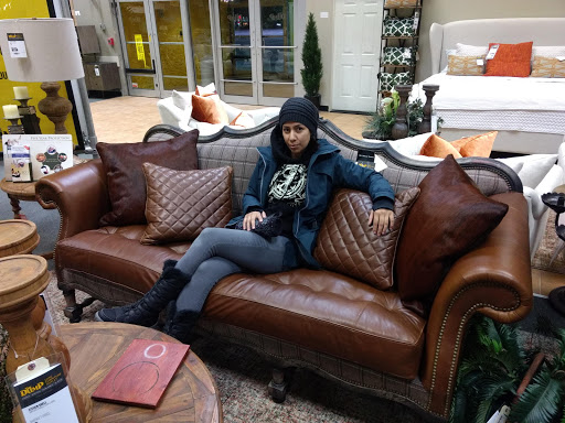 Furniture Store «The Dump Furniture Outlet», reviews and photos, 5700 NJ-42, Turnersville, NJ 08012, USA