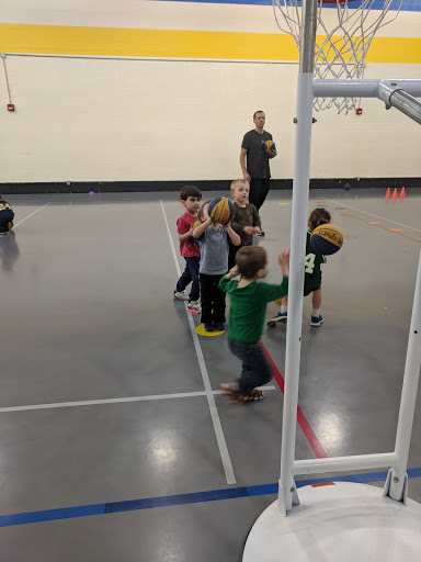 Community Center «Thomas Jefferson Community & Fitness Center», reviews and photos, 3501 2nd St S, Arlington, VA 22204, USA