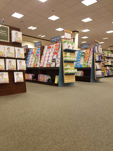 Book Store «Barnes & Noble», reviews and photos, 11802 Dale Mabry Hwy, Tampa, FL 33618, USA