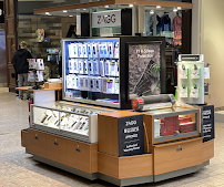 ZAGG Westfarms - Photo 4 - Car repair in West Hartford, CT, Hartford