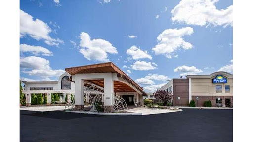 Days Inn & Suites by Wyndham Rochester Hills MI image 5