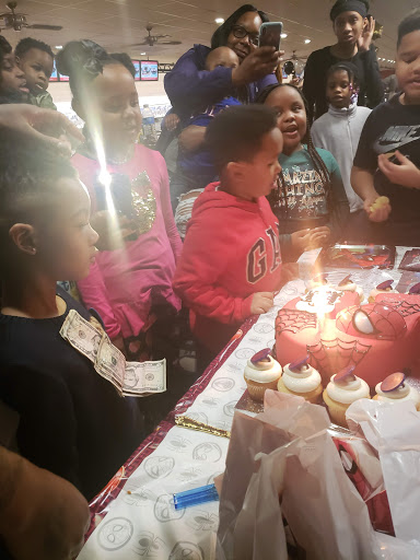 Bowling Alley «Wickliffe Lanes», reviews and photos, 30315 Euclid Ave, Wickliffe, OH 44092, USA