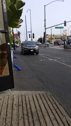 Car Wash «Klassic Car Wash & Detail Center», reviews and photos, 1801 Long Beach Blvd, Long Beach, CA 90806, USA