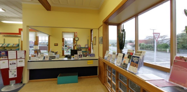 Comments and reviews of Ashhurst Community Library