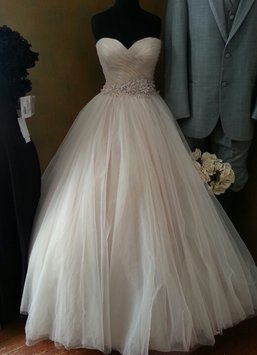 Bridal Shop «The Shabby Chic Bride consignment shop», reviews and photos, 2195 Hyacinth St NE #191, Salem, OR 97301, USA