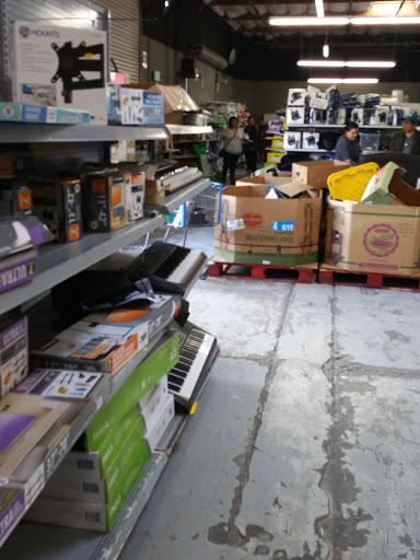 Outlet Store «Shop Heroic Wholesale Outlet», reviews and photos, 9744 Dino Dr, Elk Grove, CA 95624, USA