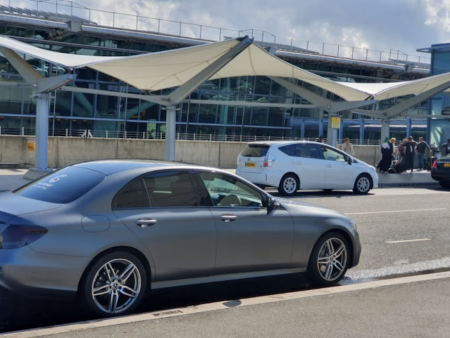 Reviews of Southampton Airport taxi-Heathrow-Gatwick in Southampton - Taxi service