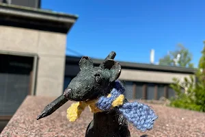 Wise Mouse (Sculpture) image