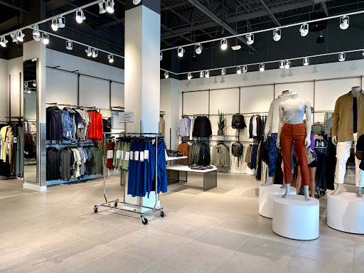 Sportswear Store «lululemon», reviews and photos, 3939 I-35 #1270, San Marcos, TX 78666, USA