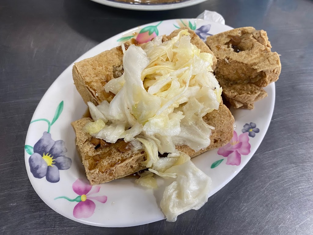 大骨控 臭豆腐 花枝炒麵 的照片