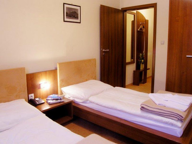 http://www.apartmanymlynky.sk/