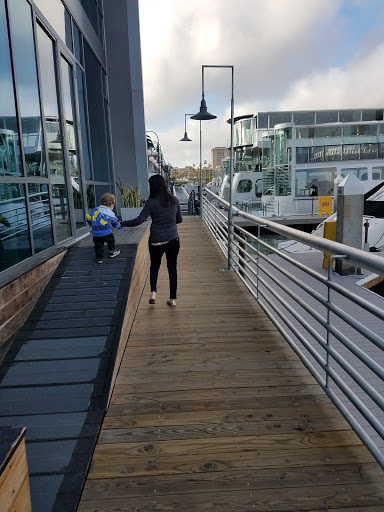 Book Store «Lido Village Books», reviews and photos, 3424 Via Oporto #102, Newport Beach, CA 92663, USA