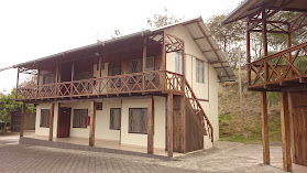 Escuela San Gabriel de Guachapeli