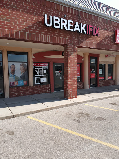 Electronics Repair Shop «uBreakiFix», reviews and photos, 7440 W Holmes Ave, Greenfield, WI 53220, USA