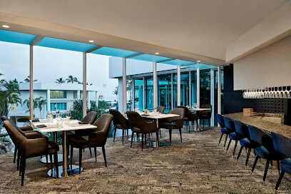 Oyster Bar & Grill - Sheraton Grand Mirage Resort Gold Coast, 71 Seaworld Dr, Main Beach QLD 4217, Australia