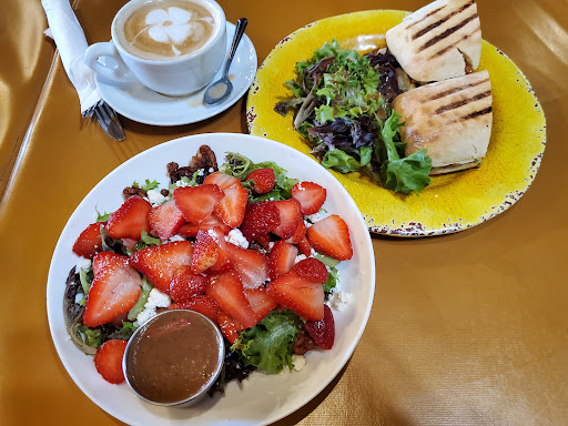 Shopping Mall «Golden Cove Shopping Center», reviews and photos, 31176 Hawthorne Blvd, Rancho Palos Verdes, CA 90275, USA