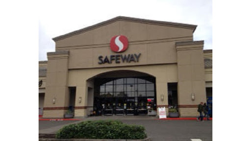 Safeway, 1725 Pacific Ave, Woodland, WA 98674, USA, 