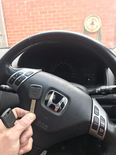 Locksmith «Clinton Locks LLC», reviews and photos, 3238 N High St, Columbus, OH 43202, USA