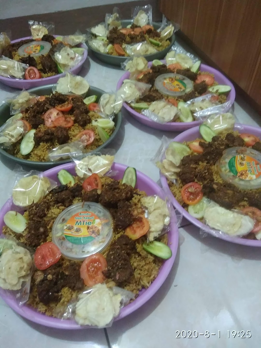 Mtie Cake Catering