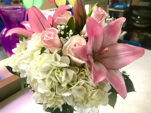Florist «Flowers With Grace», reviews and photos, 9253 Magnolia Ave, Riverside, CA 92503, USA