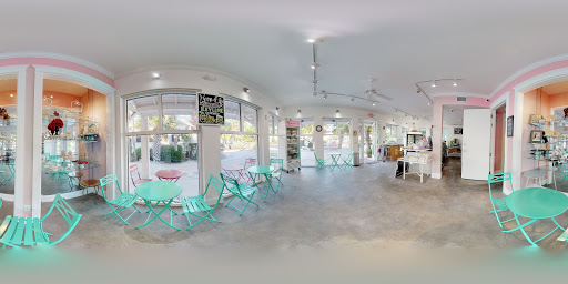 Restaurant «Hometown Desserts», reviews and photos, 507 Pine Ave, Anna Maria, FL 34216, USA