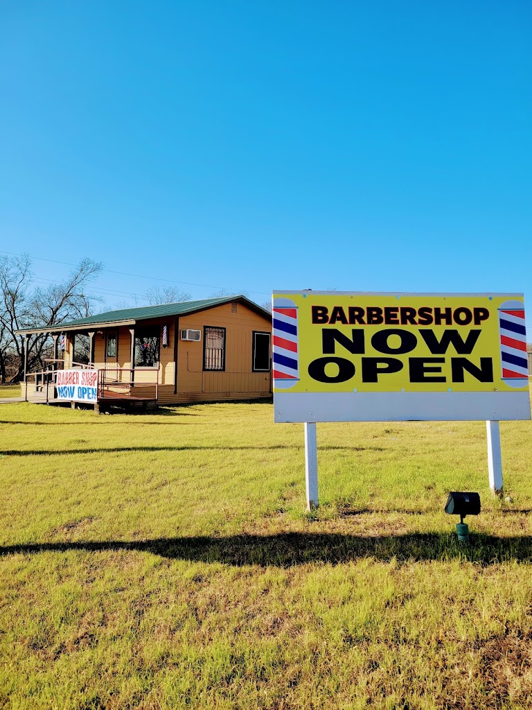 Loyalty's Barber Shop 76574