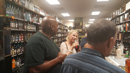 Liquor Store «Primo Liquors Weston», reviews and photos, 2390 Weston Rd, Weston, FL 33326, USA
