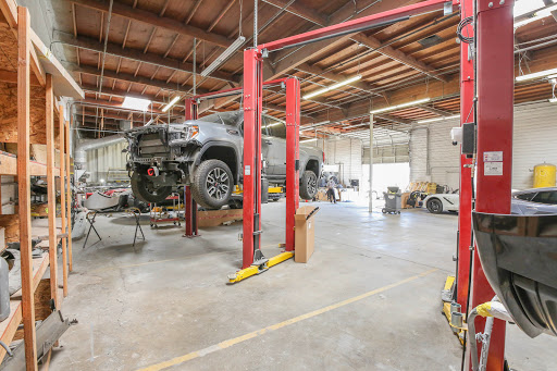 Auto Body Shop «Diamond Auto Body», reviews and photos, 4225 Power Inn Rd, Sacramento, CA 95826, USA