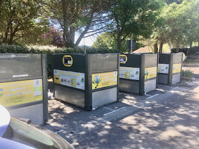 point d’apport volontaire près du college à La Tour-d'Aigues