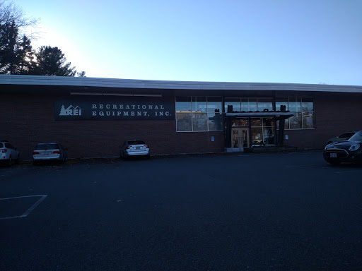Camping Store «REI», reviews and photos, 279 Salem St, Reading, MA 01867, USA