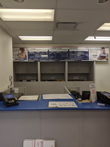 Post Office «United States Postal Service», reviews and photos, 141 Paloma Dr, Floresville, TX 78114, USA
