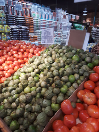 Supermarket «Golden Mango Supermarket», reviews and photos, 700 Suffolk Ave, Brentwood, NY 11717, USA