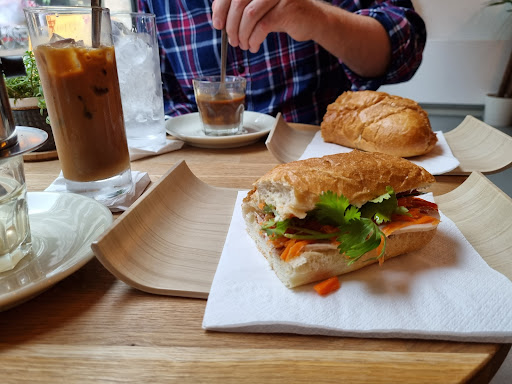 Nón Lá Coffee in Vesterbro/Kongens Enghave, Frederiksberg