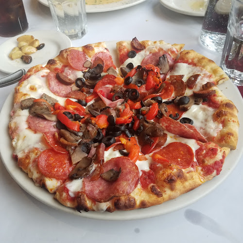 #1 best pizza place in Santa Clara - Mio Vicino