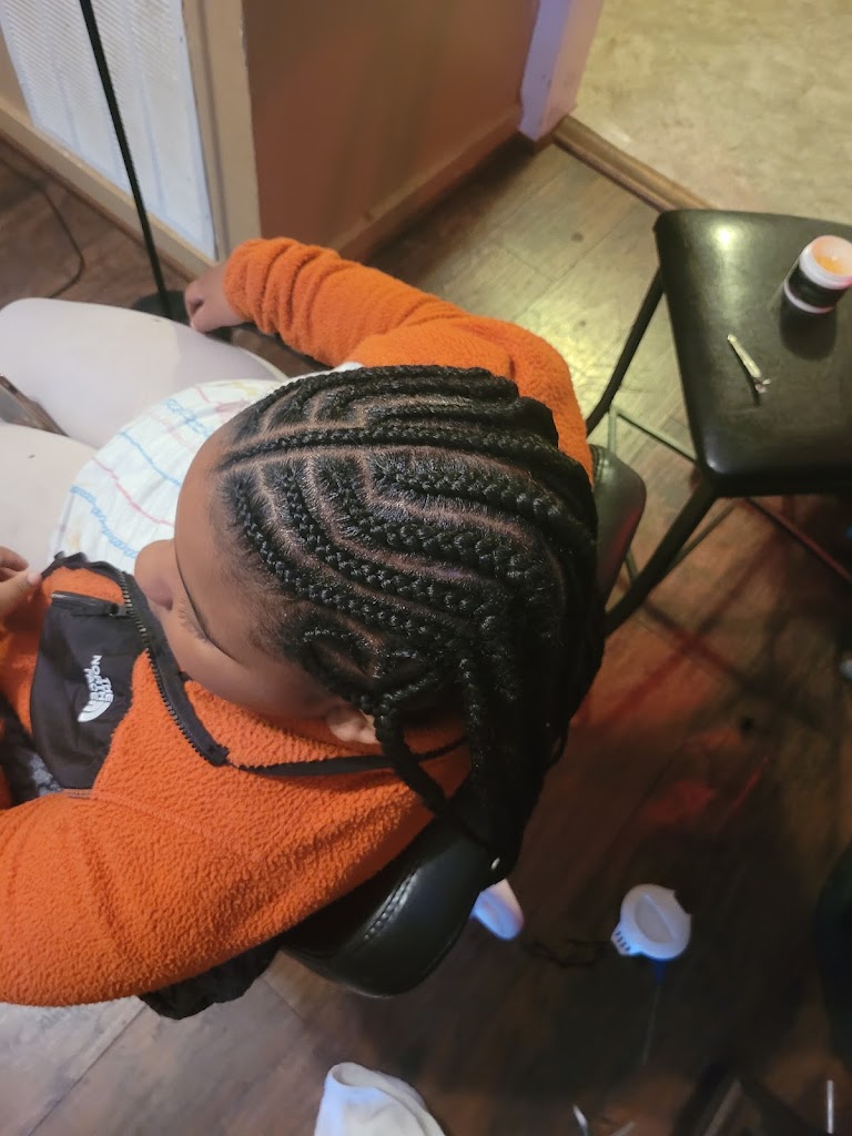 Brandi Beauty Braiding 30240