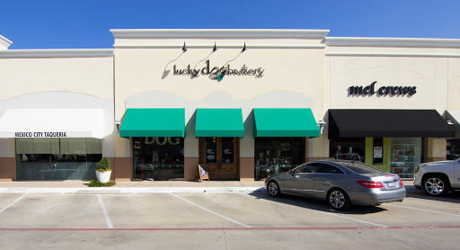 Lucky Dog Barkery, 8320 Preston Center Plaza, Dallas, TX 75225, USA, 