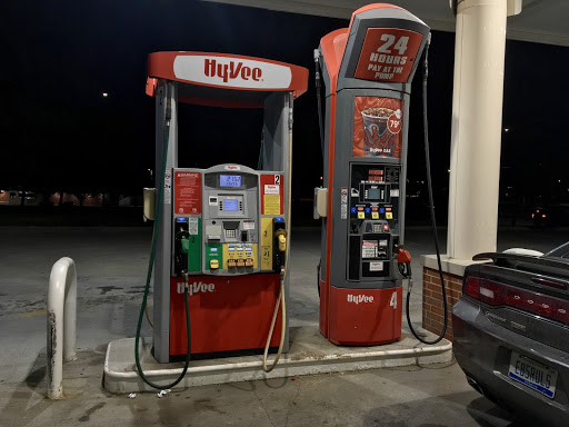 Gas Station «Hy-Vee Gas», reviews and photos, 665 S 51st St, West Des Moines, IA 50265, USA